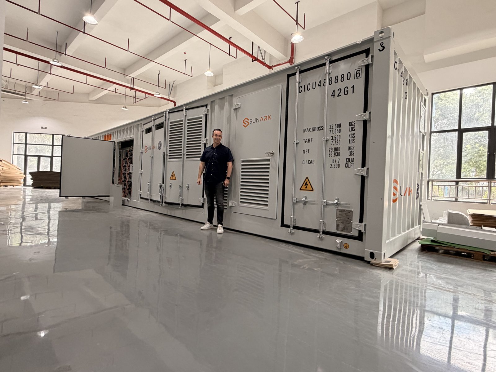 Visita a fábrica de tecnología solar en Hefei, China